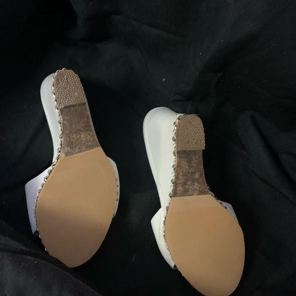 CHANEL PINK BEIGE CHAIN WEDGE MULES/SLIDES W/CHAIN SZ 36 - Picture 6 of 11